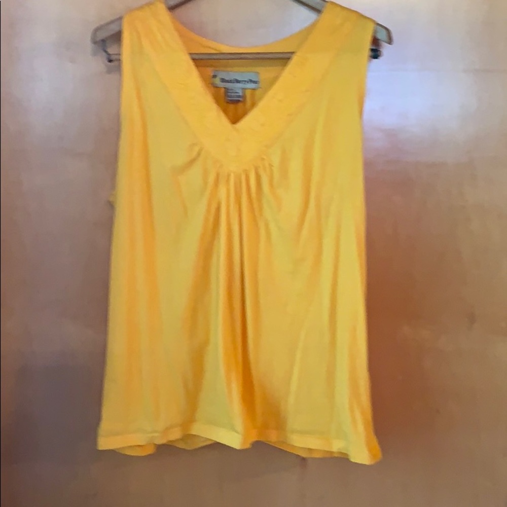 Cool canary yellow tank